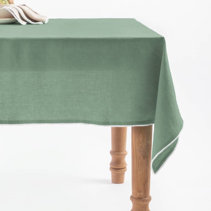 Live Linen - Wholesale Tablecloth - Linen Delight Lace Tablecloth