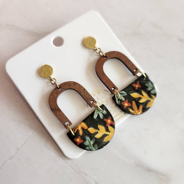 Crown & Heart - Wholesale Dangle Earrings - Black Forest Wooden Arch Earrings0