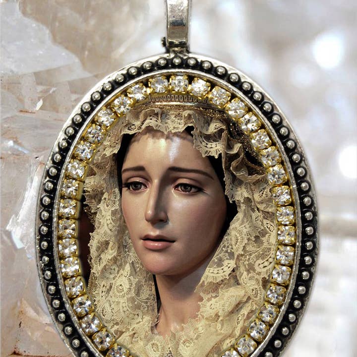 MariaSantissimaShop – wholesale Pendant/charm necklace – Necklace of Saint Maria De La Estrella, Vélez Malaga, Virgen De La Estrella Necklace Christian Religious Jewelry Medal
