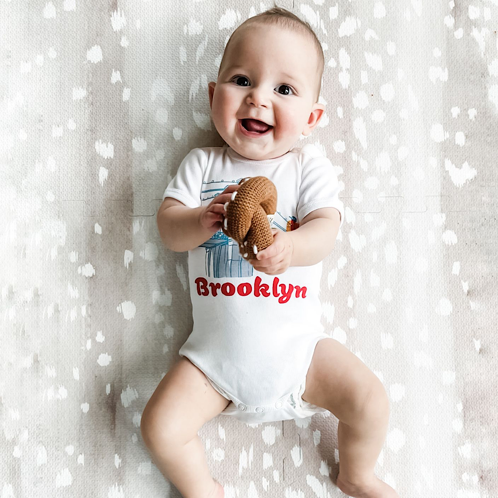 Estella – Bodysuit - Bebé por atacado – Body Orgânico para Bebé com Amigos de Brooklyn2