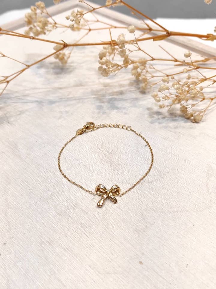Timeless bow tie bracelet for wholesale by LOLO & YAYA