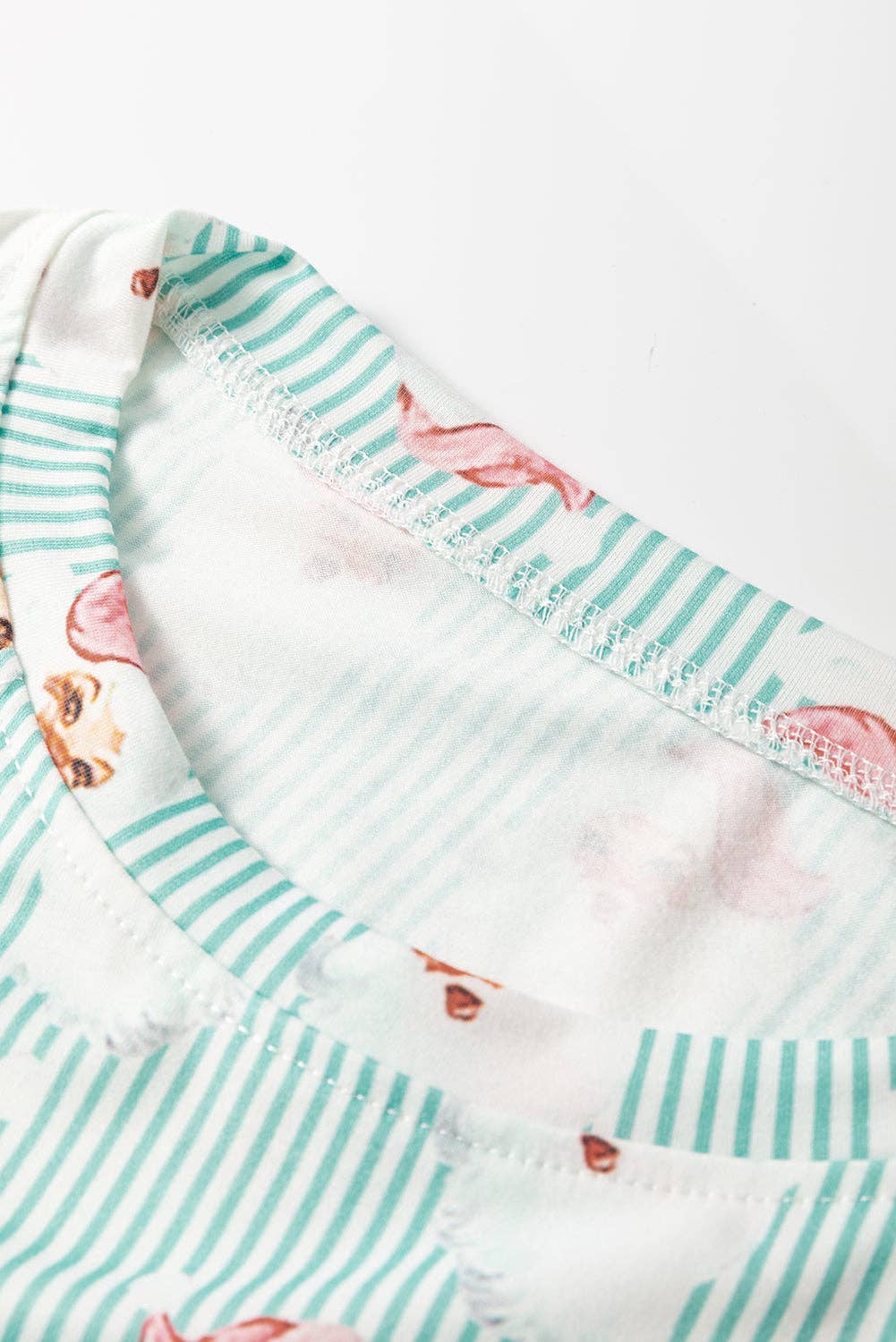 PRETTY BASH - Wholesale Lounge Set - Women's - Christmas Santa Claus Stripe Top and Pants Lounge Set12