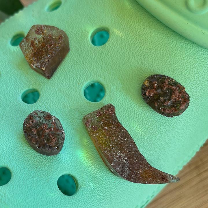 Mocha Brown Cali Kick Rocks for wholesale by Trayholics