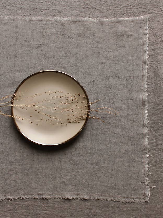 Giardino Segreto - Wholesale Dinner & Cloth Napkin - TORN Pure Linen Napkin1