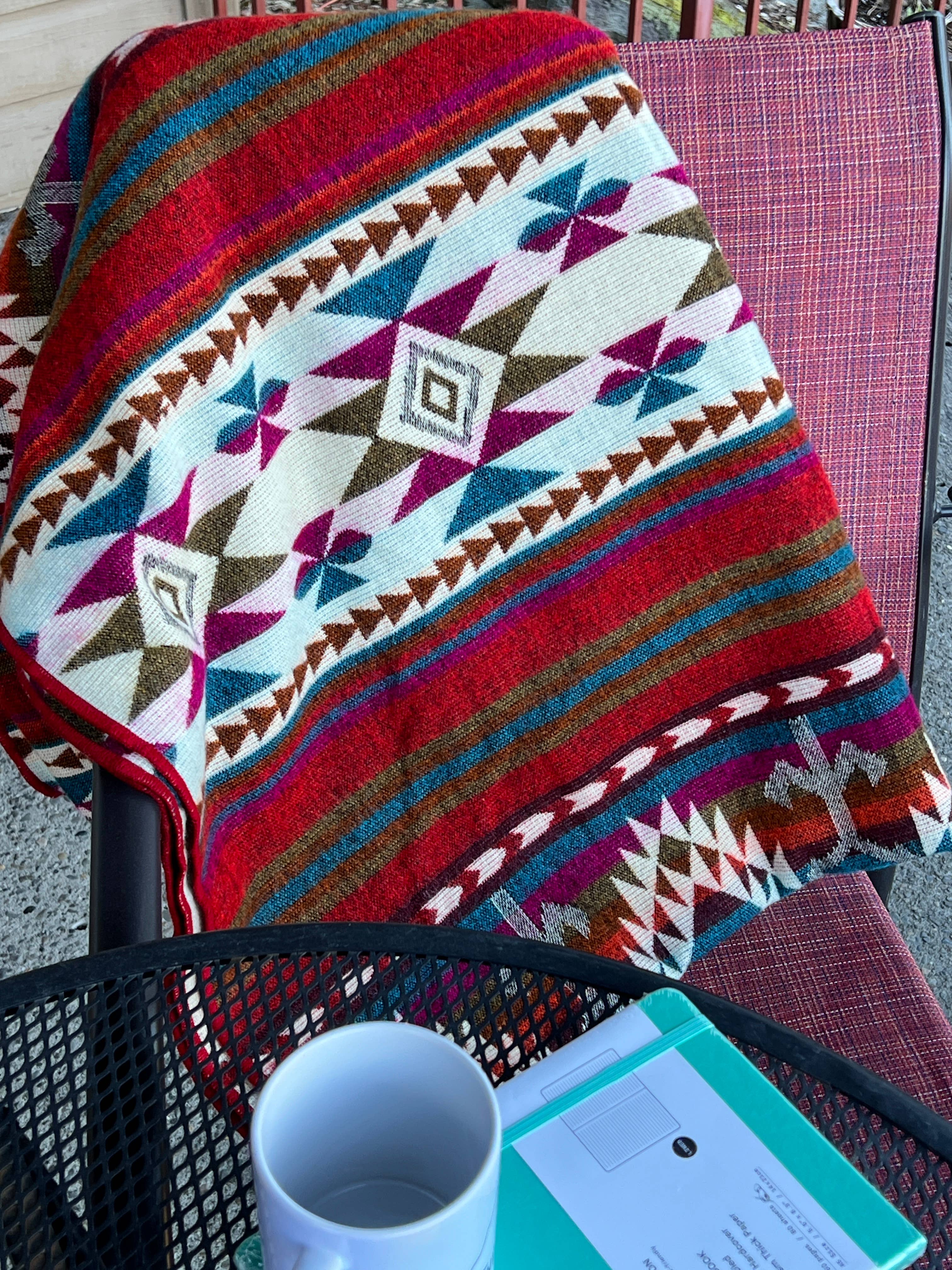 Los Andes Shop - Wholesale Throw Blanket - Red and Turquoise Western Blanket Queen Geometric5