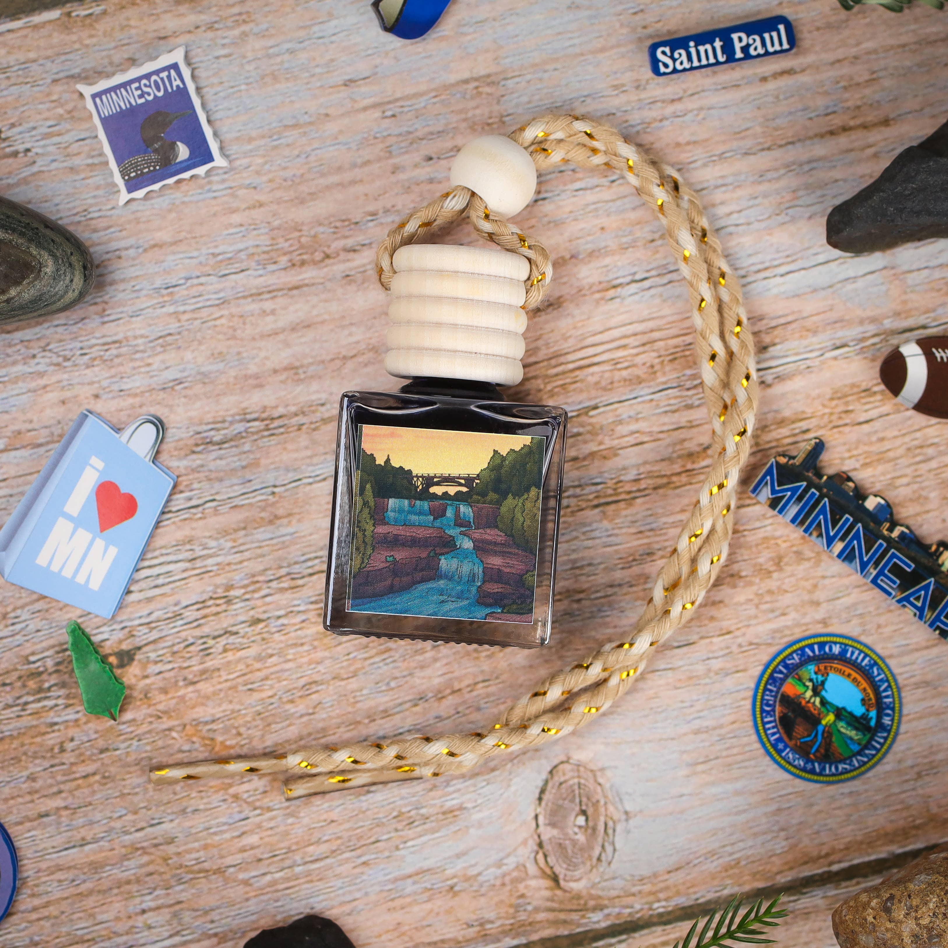 Tourist Products - Vente Désodorisant pour voiture – unisexe - Désodorisant pour voiture du Minnesota0