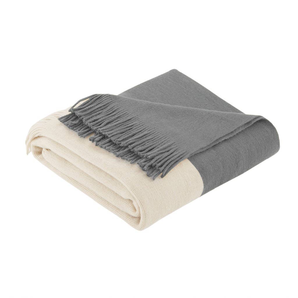 Olliix - Wholesale Throw Blanket - Soft Warm Cashmere-Like 50x60" Throw Blanket0