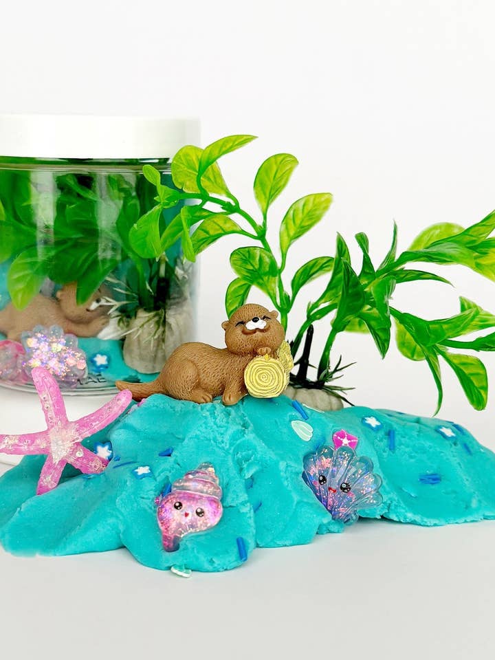 Kit de jeu Otterly A-Dough-Rable Mini Pâte à Emporter pour la vente par Earth Grown KidDoughs (KidDoughs by EGKD)