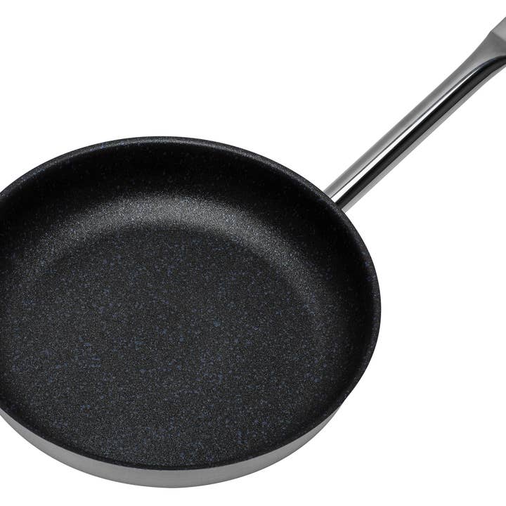 GSW Gäns Stahlwaren GmbH – wholesale Pan – Le Chef Profile 24cm Frying Pan1