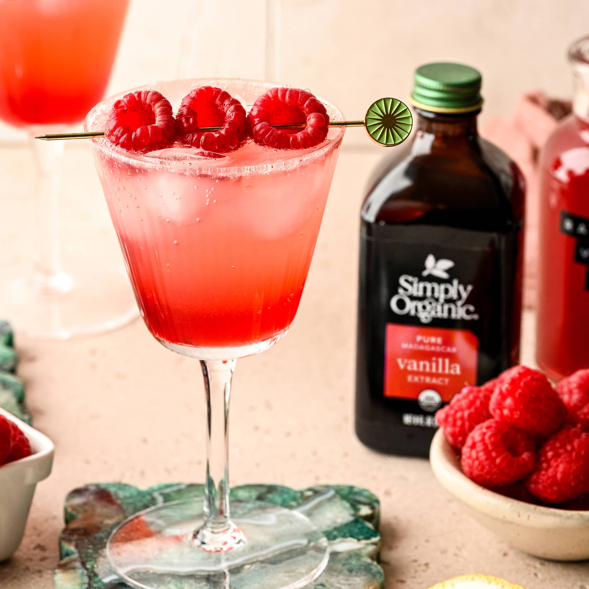 Simply Organic - Wholesale Vanilla/Fruit Extract - Pure Madagascar Vanilla Extract, Certified Organic, 8 Fl Oz1