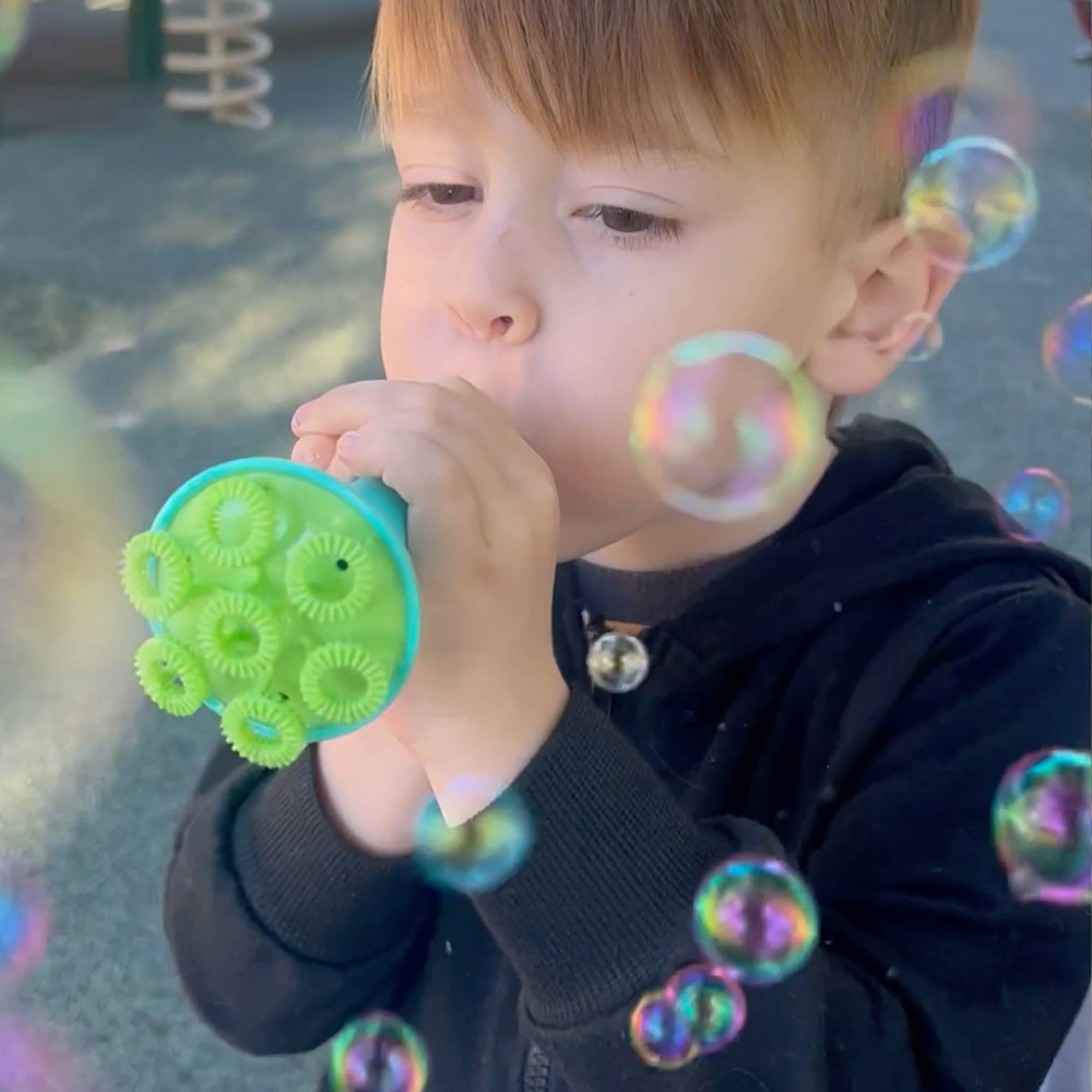 Innobaby on Faire - Vente Baguette à bulles – enfant - Bulles et Souffleur Botaniques Amis de la Peau et d'Intérieur9