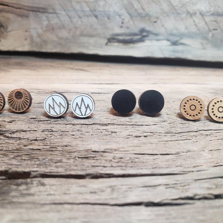 Crampons de montagne Sunburst pour la vente par Rustic River Engraving