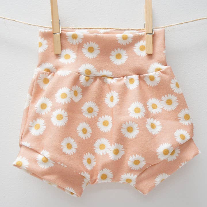 Pantalones cortos - Pantalones cortos de algodón y elastano para bebés/niños pequeños, margaritas rosas para venta al por mayor de Willbirdbaby