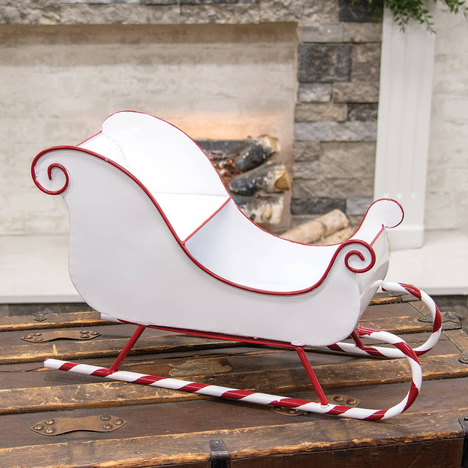Col House Designs - Wholesale Christmas Decoration - Candy Cane Metal Sleigh1