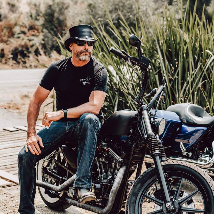 American Hat Makers - Vente Chapeau en feutre – unisexe - Chapeau Haut de Forme en Cuir de Motard avec Bande en Buffle - Style El Dorado Buffle2