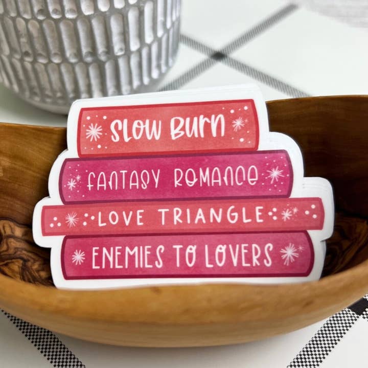 Romance Troupe Bookstack klistermärke för wholesale av Mav & Molly Designs