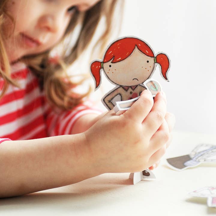 Clara and Macy - Wholesale DIY Craft Kit - Kids - Clara Paper Doll Signature Outfits Card1