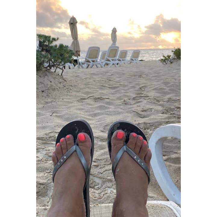 St Tropez Crystal Flip Flops - Silver for wholesale by Filli London