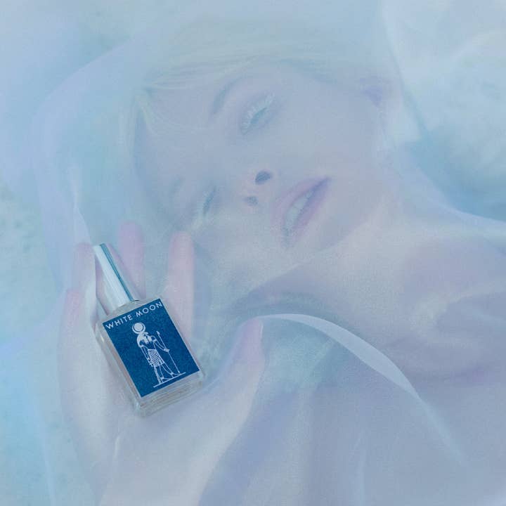 Spitfire Girl – wholesale Parfymer/Eau de Toilette – Potion parfym vit måne