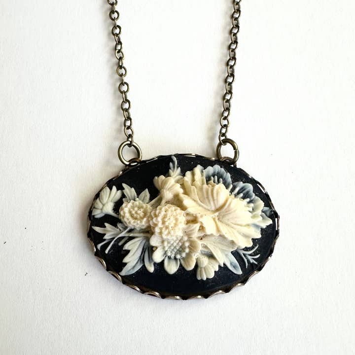 Botanical Bird - Wholesale Pendant/Charm Necklace - Black flower cameo necklace, large cameo pendant, chain 18"2