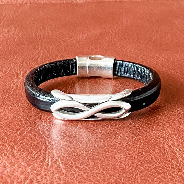 Diana Kauffman Designs - Wholesale Bangle Bracelet - MENS | Celtic Knot Leather Bracelet