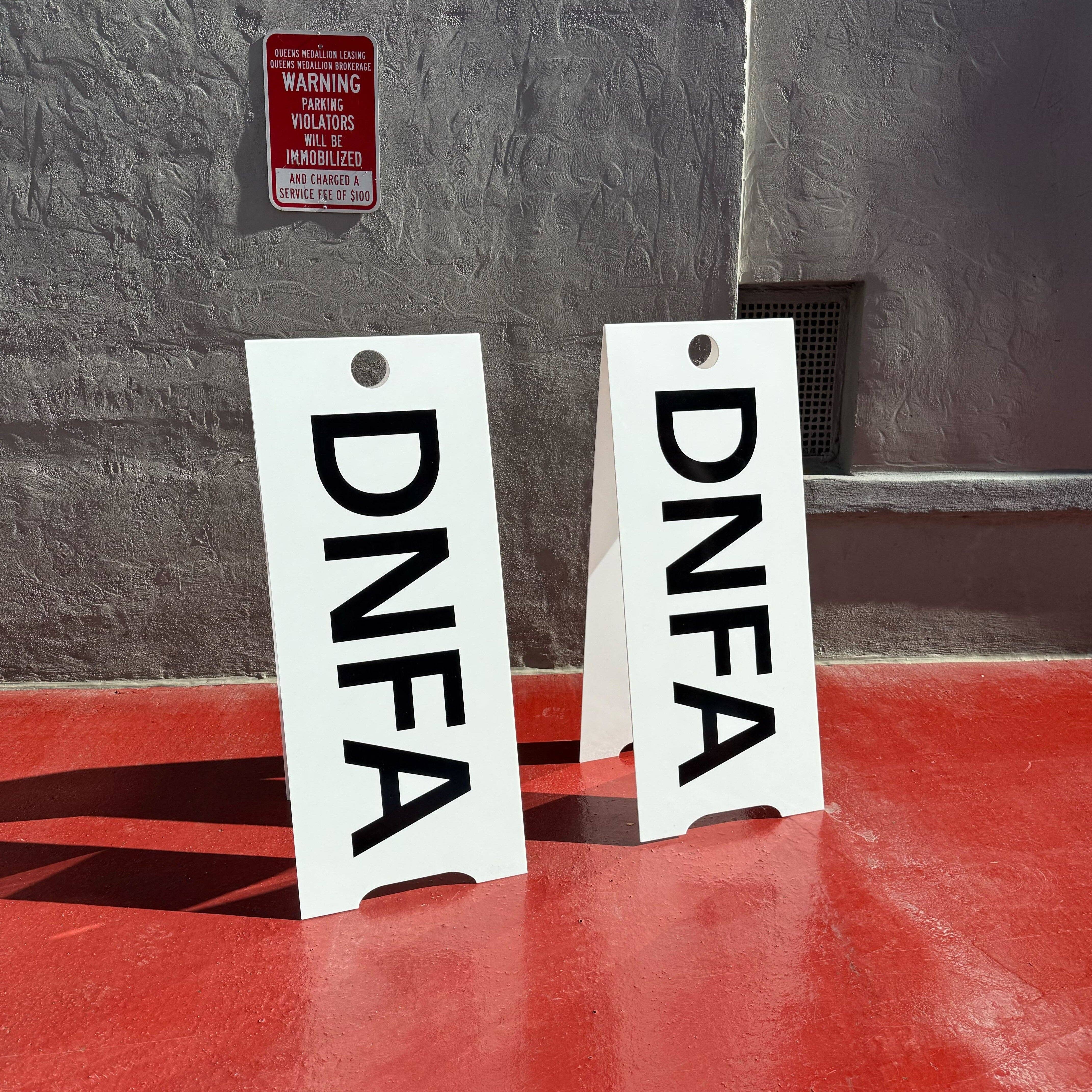 Signs and Mirrors - Venta al por mayor Letreros - Señal o mueble personalizado (depósito)7