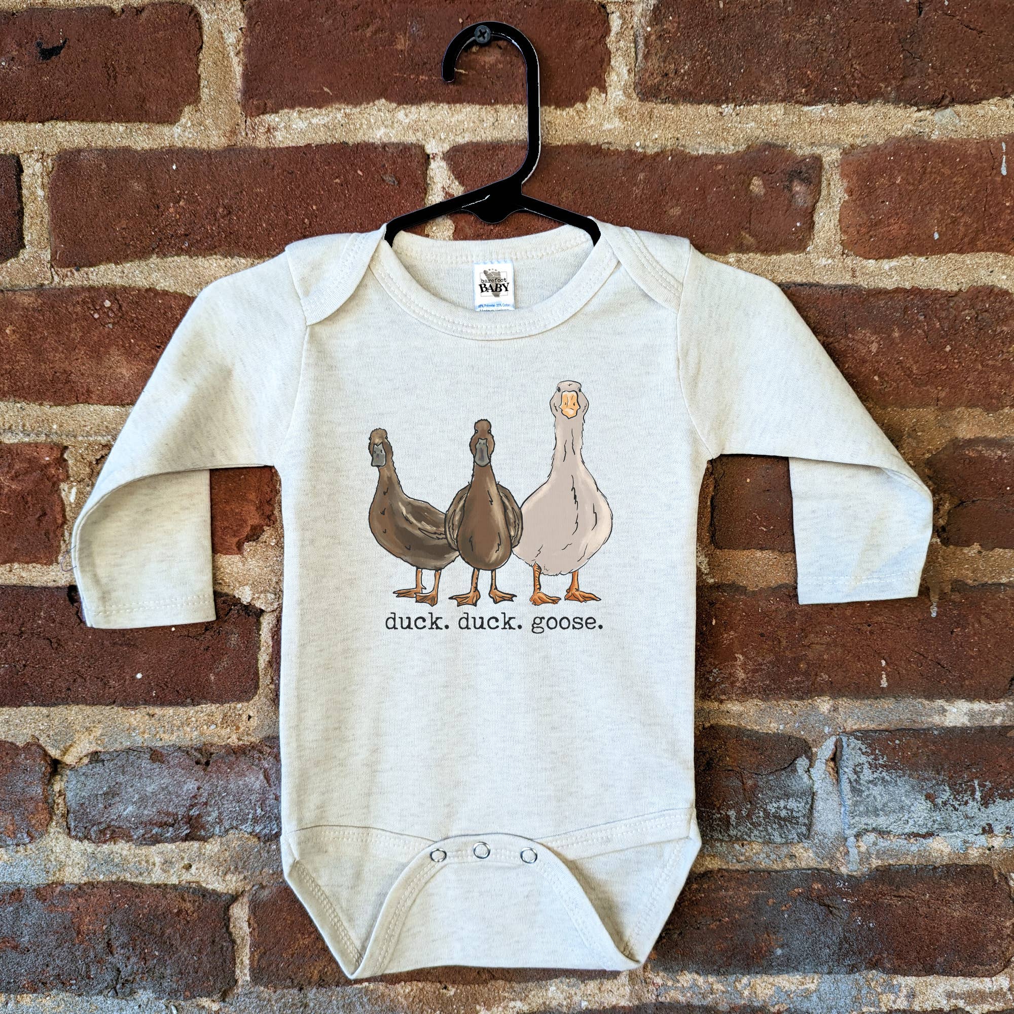 Barefoot Baby – Engroshandel Bodysuit - Baby – Duck Duck Goose body til drenge - dyreinspireret tøj til landet5