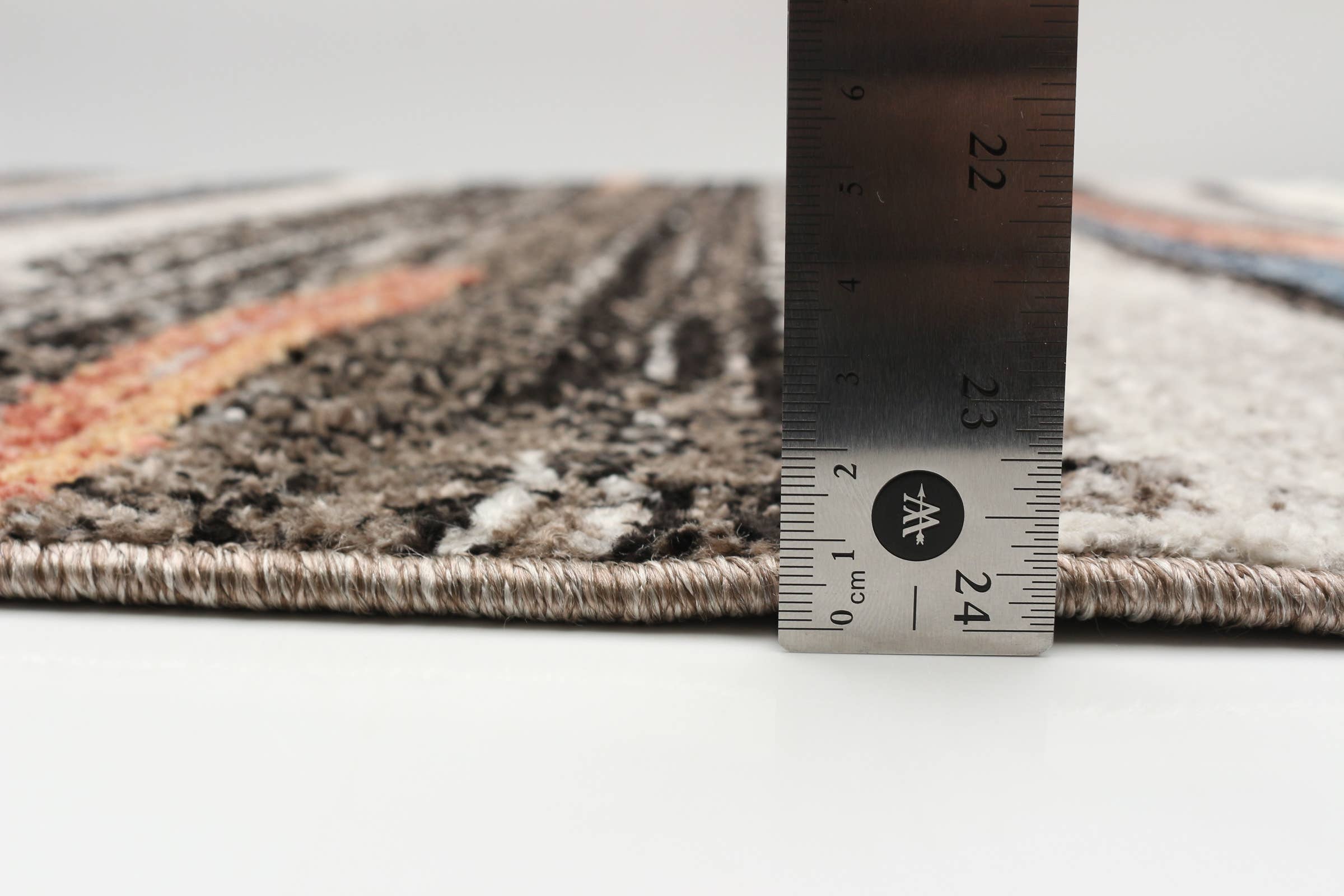 Ivoire Tapis Kybella Linear Ivory en vente sur Faire2