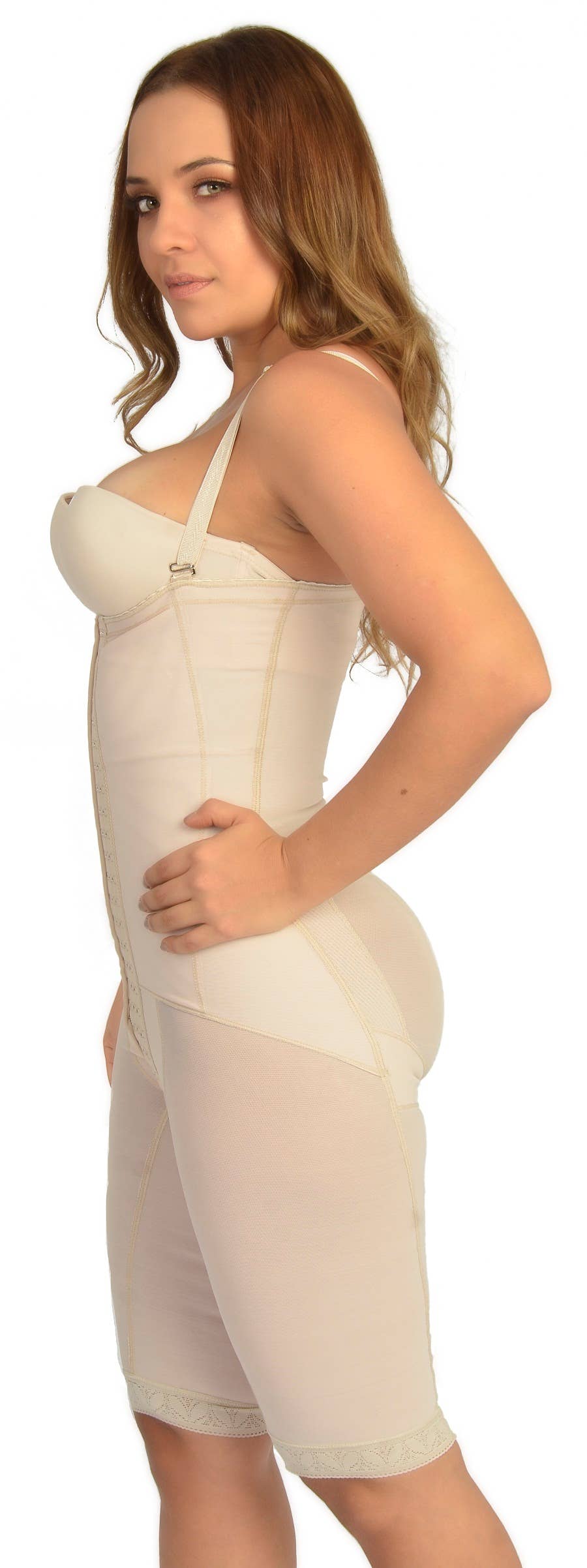 Anna Marye - Vente Sous-vêtements sculptants – femme - Gaine Lipo sans bretelles - 4 crochets - entrejambe ouvert1