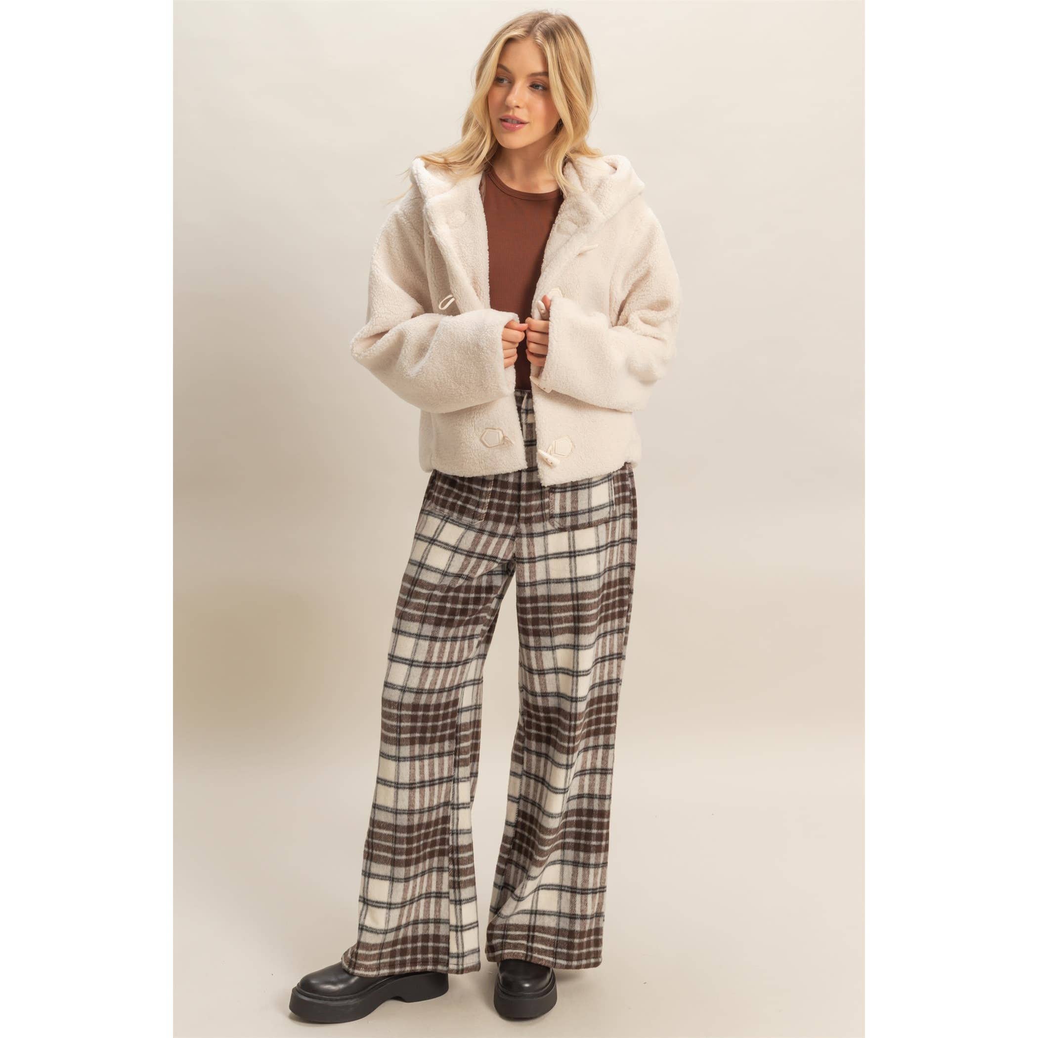 HYFVE – wholesale Jacka - Dam – Jacka med detaljerade huvor och knäppning i sherpa-stil7