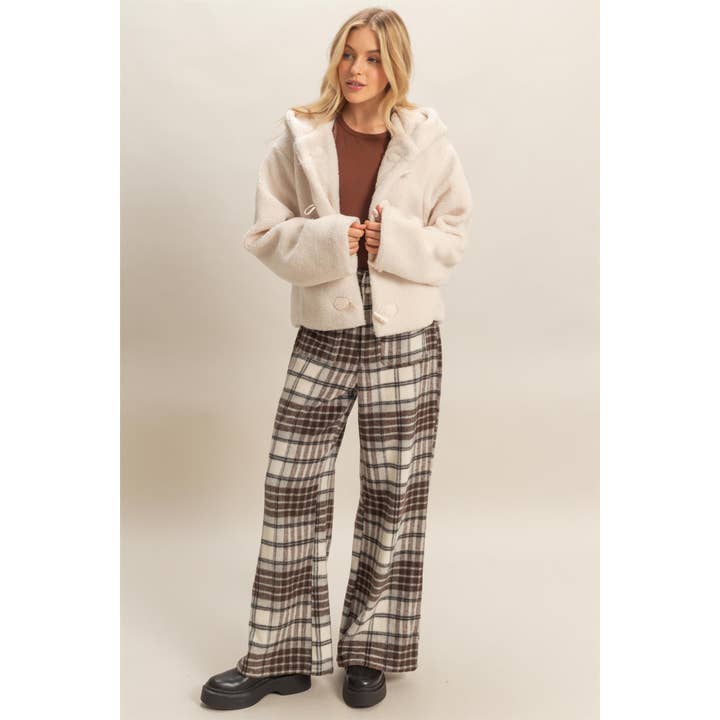 HYFVE - Wholesale Jacket - Women's - Toggle Clasps Detailed Hooded Sherpa Jacket9