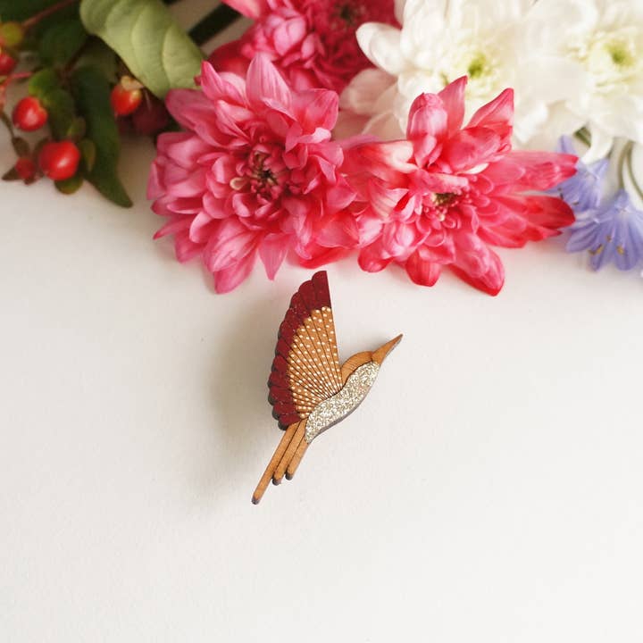 Les Nanas ont du Chic - Wholesale Brooch - Hummingbird Brooch1