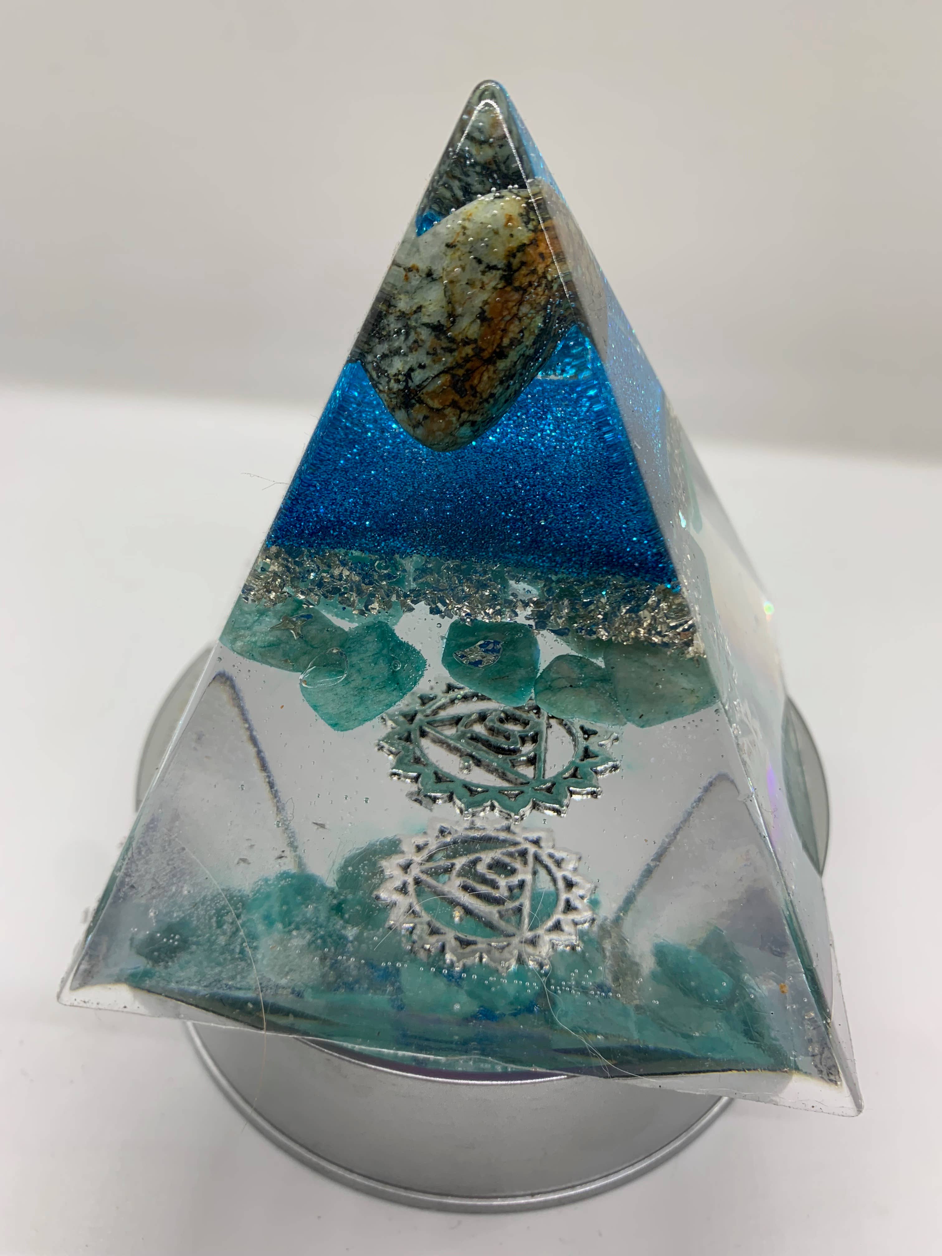 Orgonics by Driftwood Works Inc - Wholesale Spiritual Stone/Crystal - CHAKRA-SET OF 7 Orgones3