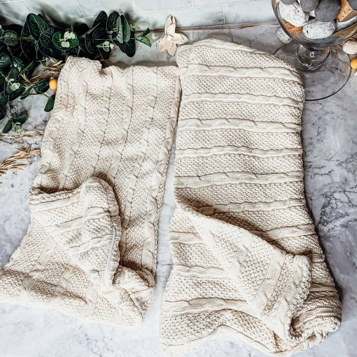 Gia Roma - Wholesale Throw Blanket - Neutral Cotton Vegan Throw Blanket, Ivory Sweater Like