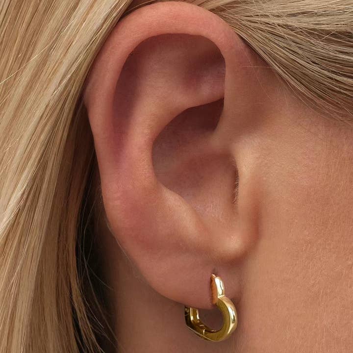 happyzzzsu - Wholesale Oorringen - Sterling zilveren hoepeloorbellen met lief hart1