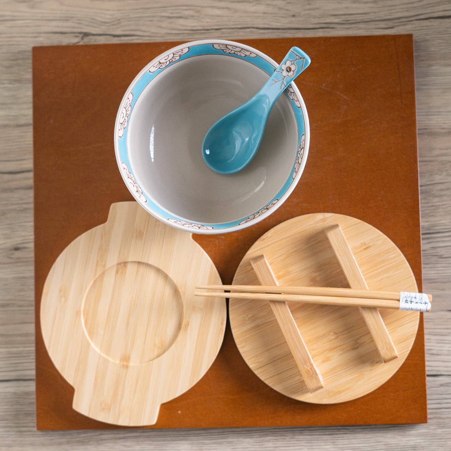 Urban Tokyo - Wholesale Serve Bowl - Spring Blossoms 28oz 6"D Bowl With Chopsticks, Spoon Bamboo Lid and Trivet Set (1/8)3