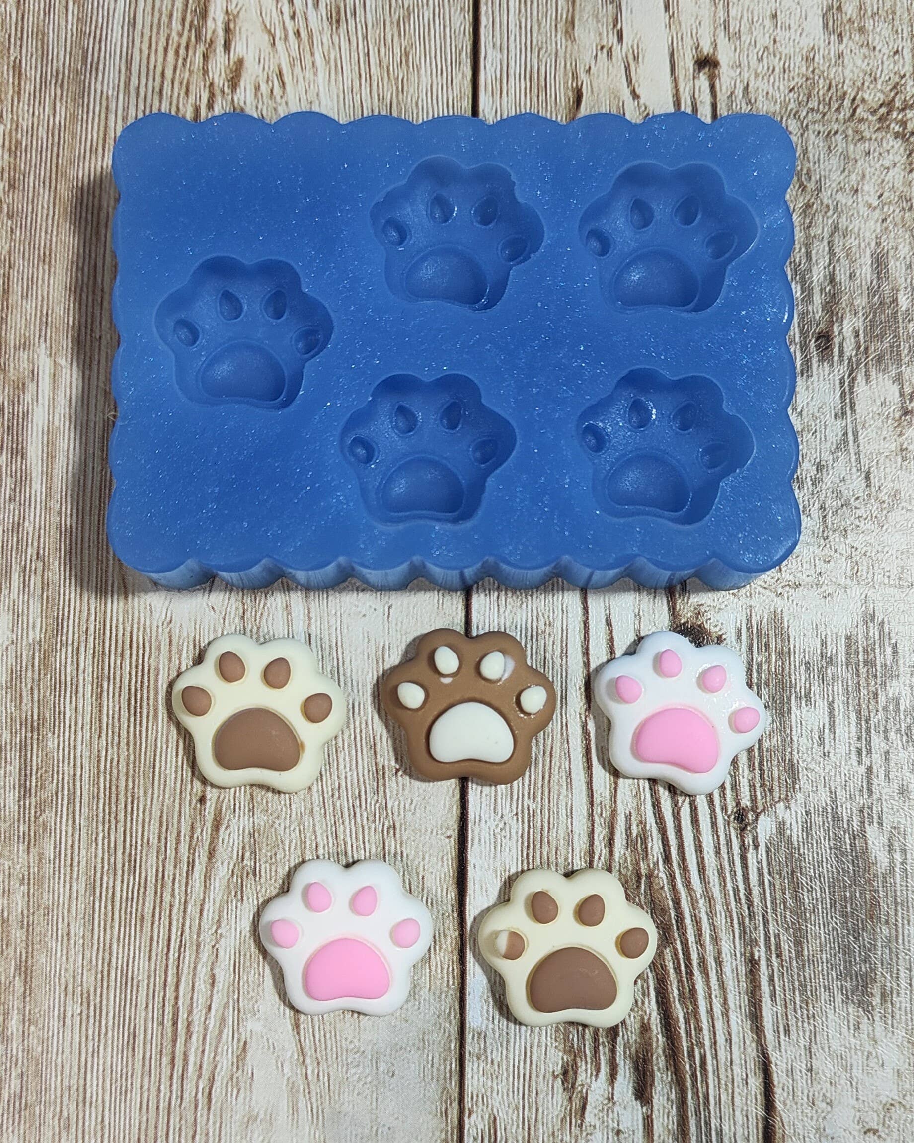 Serena Creazione di Serena Stampone - Wholesale Craft Supplies - Paw Print 5pcs 2cm in silicone for resin and plaster5
