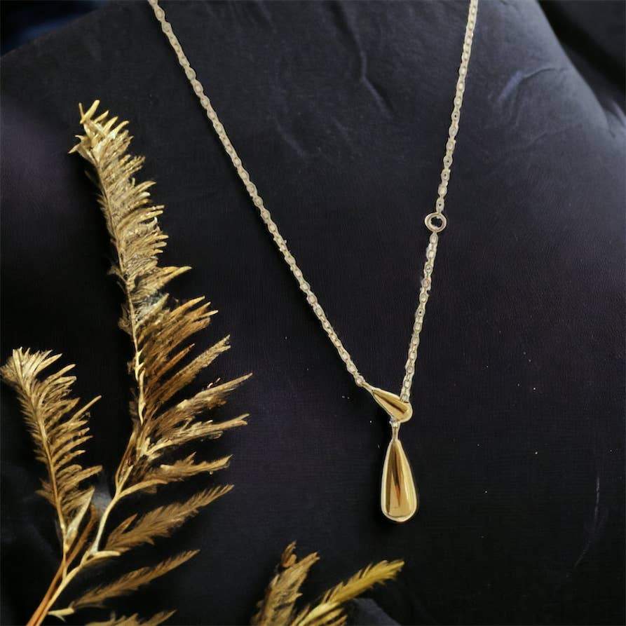 Interiors and Art - Wholesale Pendant/Charm Necklace - Vermeil minimalist 925 sterling silver 18k gold teardrop cha3