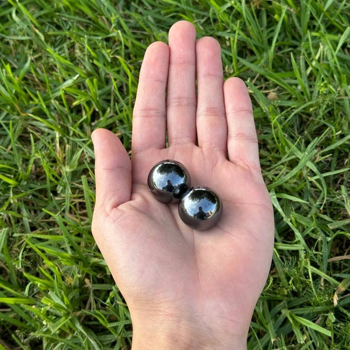 Earths Elements Wholesale - Wholesale Spiritual Stone/Crystal - Hematite Magnetic Sphere Pair1