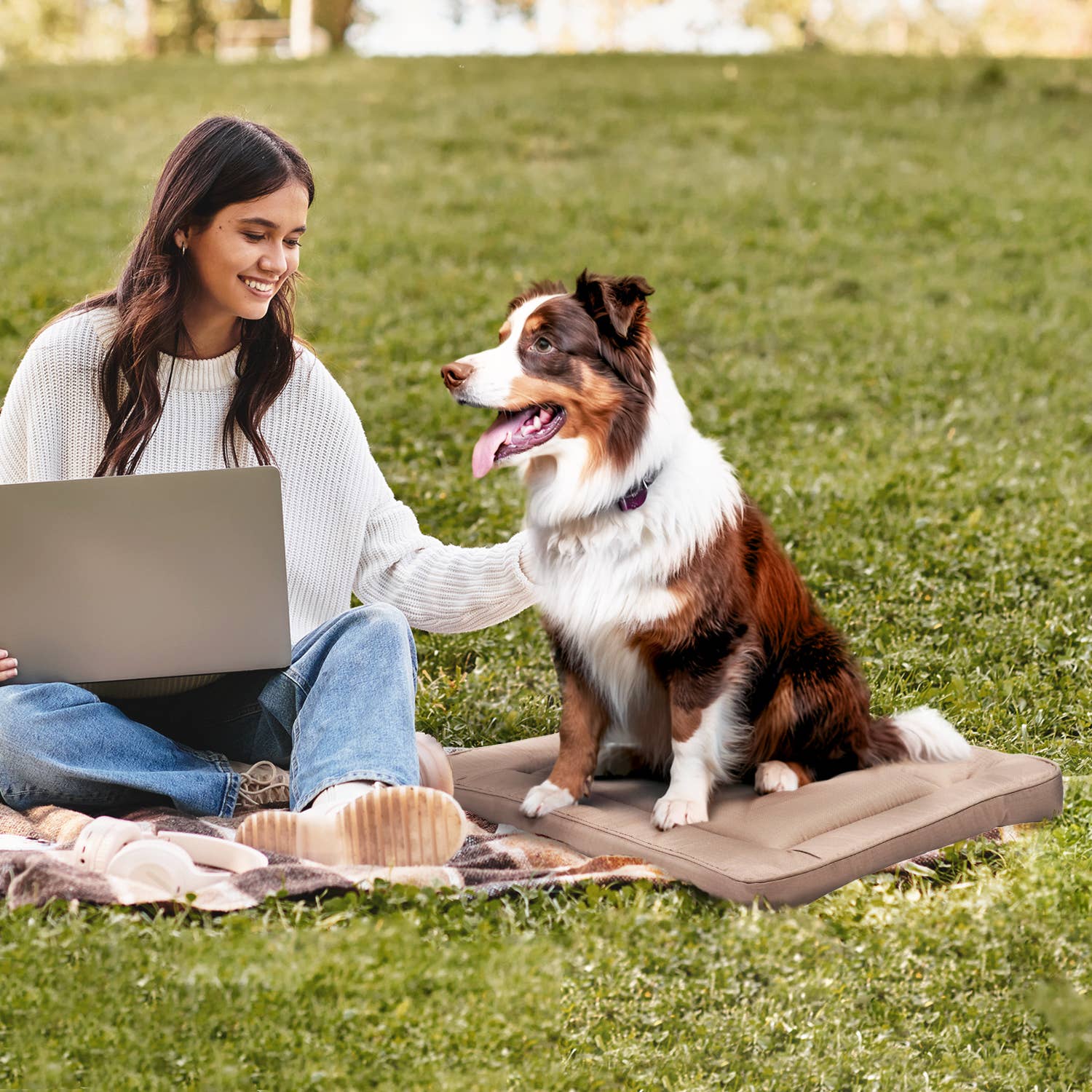 Precious Tails - Wholesale Pet Bed - Cat/Dog - Precious Tails Orthopedic Pet Bed Crate Mat19