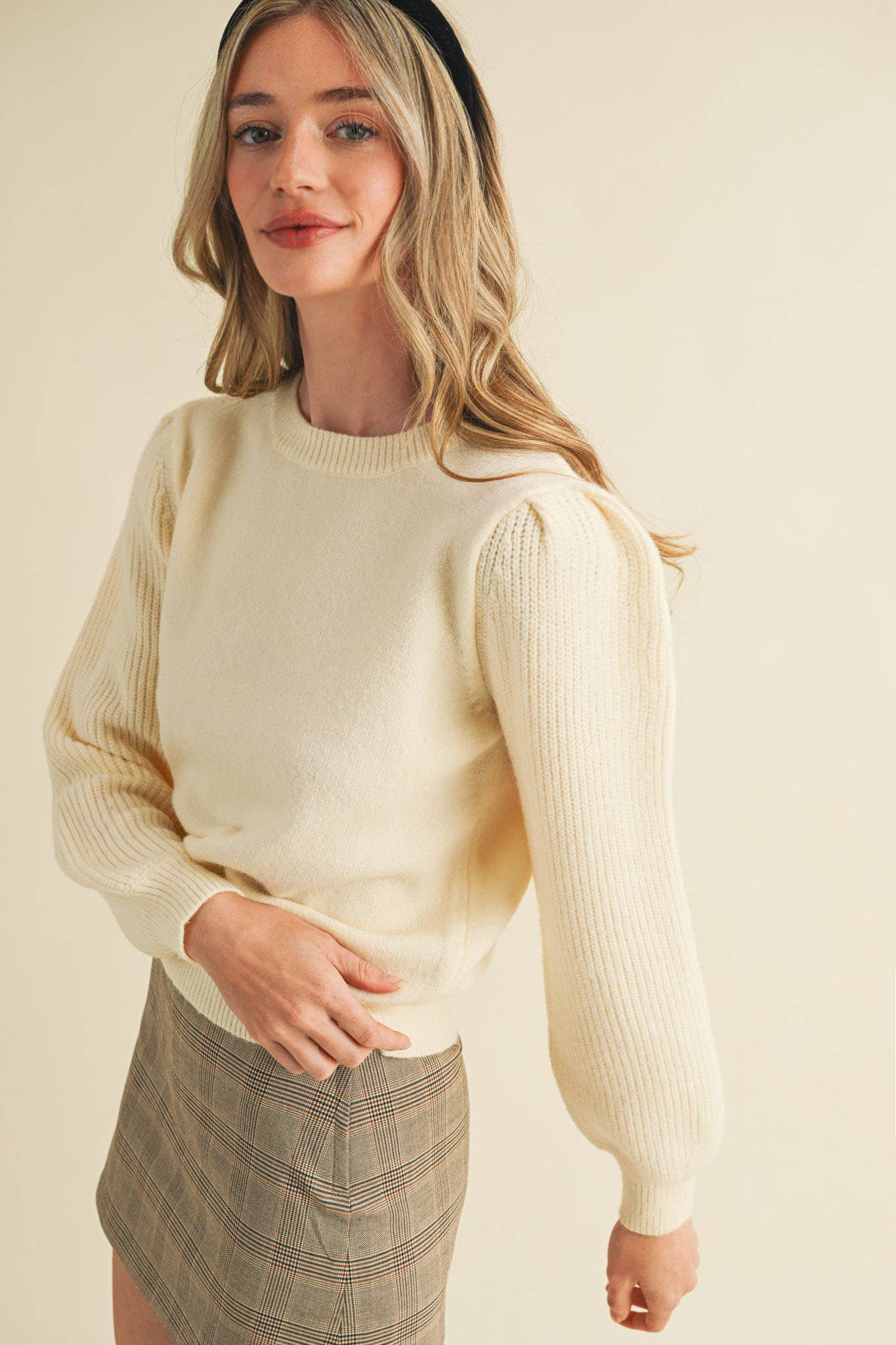 &MERCI - Wholesale Knit Sweater - Women's - RIBBED PUFF SLEEVE SWEATER MSW1095110