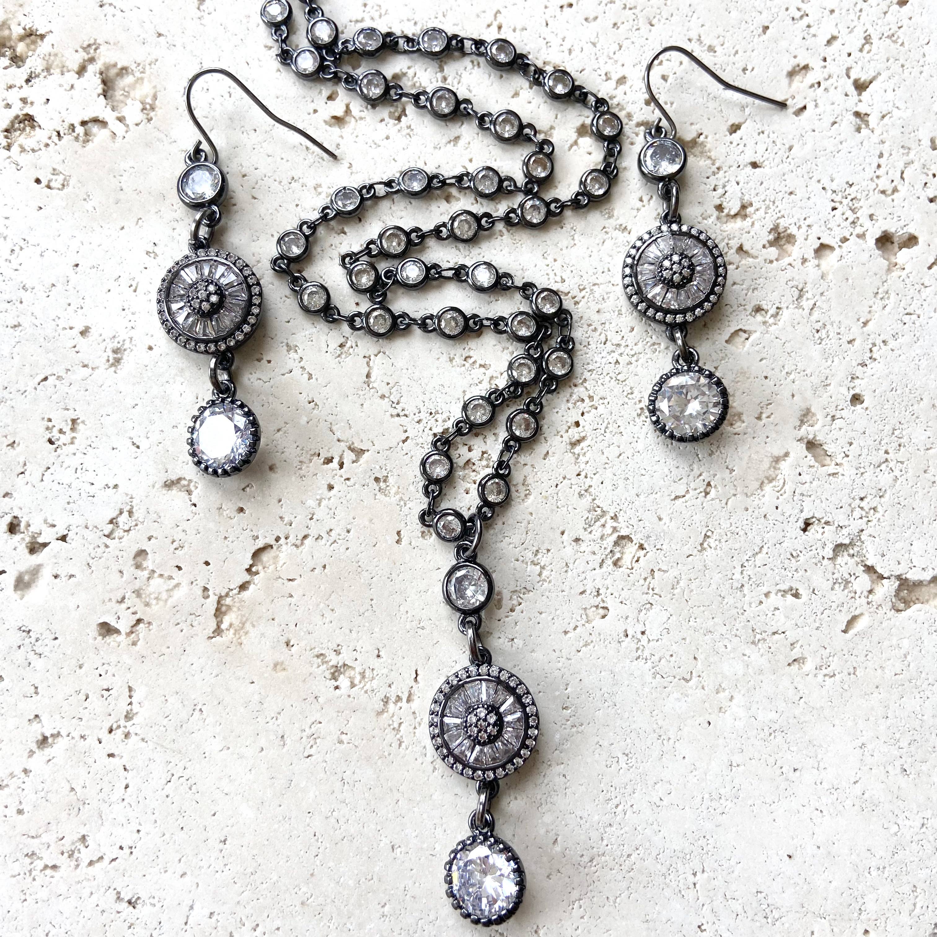 VB&CO Designs Handmade Jewelry - Wholesale Halskettinghanger - Gunmetal kristallen ketting boutique salon sieraden handgemaakt1