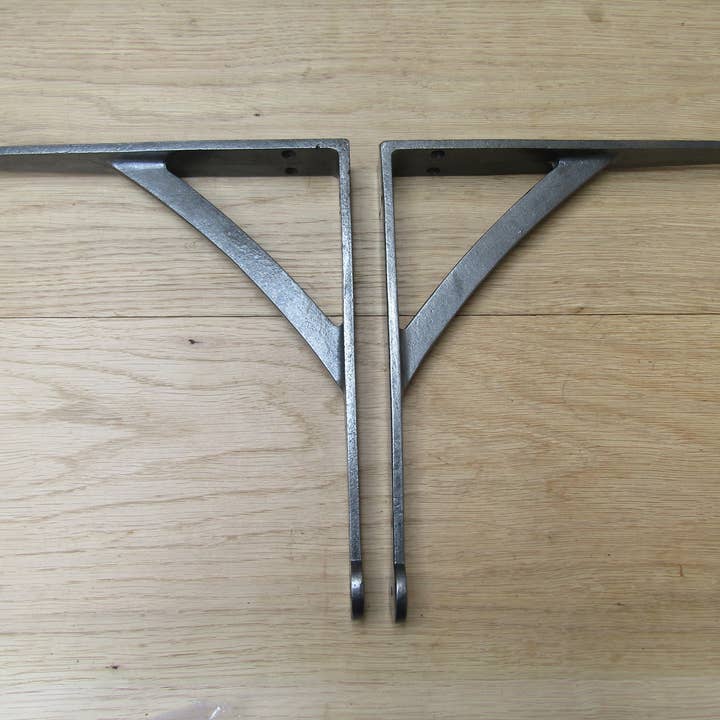 Par de soportes de estante forjados a mano de 12 pulgadas para venta al por mayor de IronmongeryWorld