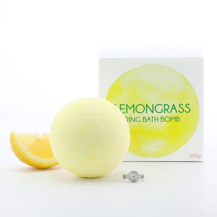Lemongrass Ring Bath Bomb for wholesale by Pearl Bath Bombs