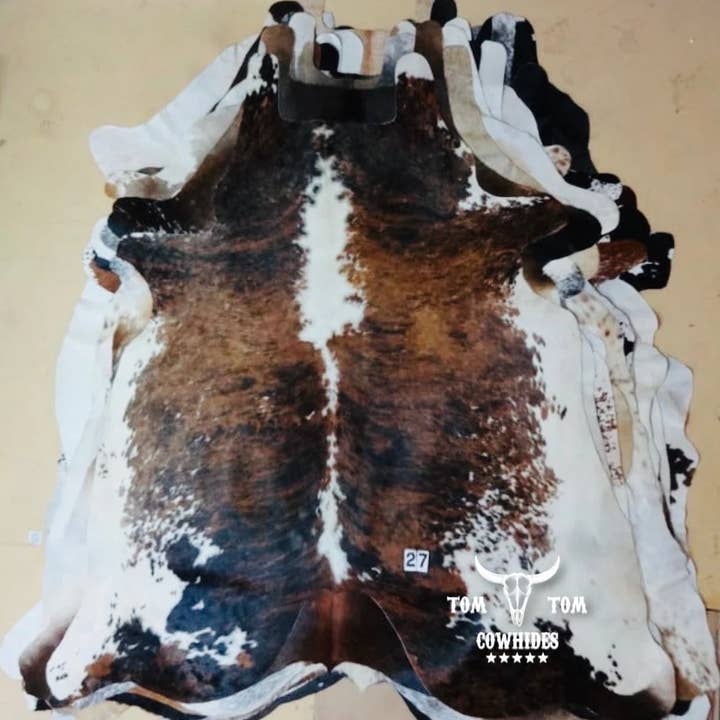 TOM TOM COWHIDES – wholesale Matta – Kombinationsset med kohudsmattor, stor storlek 3 st cirka 1,8x1,8 m3