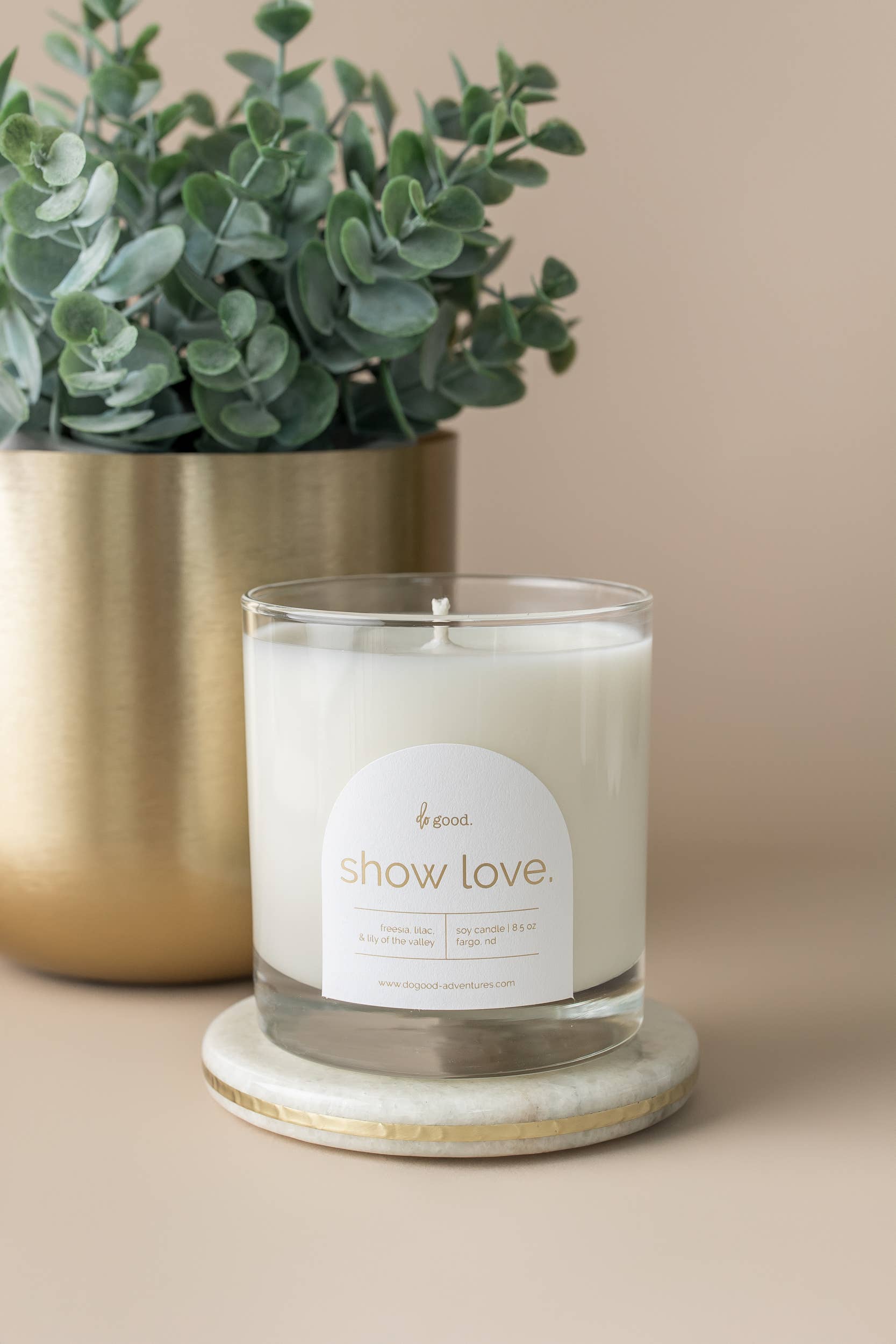 Do Good Candle Studio - Wholesale Jar/Filled Candle - Show Love. | Lily,Lilac,Freesia,Sandalwood Soy Candle -8.5oz