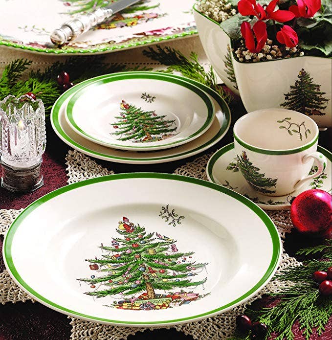 Portmeirion, Spode, Pimpernel, Nacthmann, Wrendale Designs - Wholesale Salad Plate - Spode Christmas Tree Set of 4 Salad Plates3