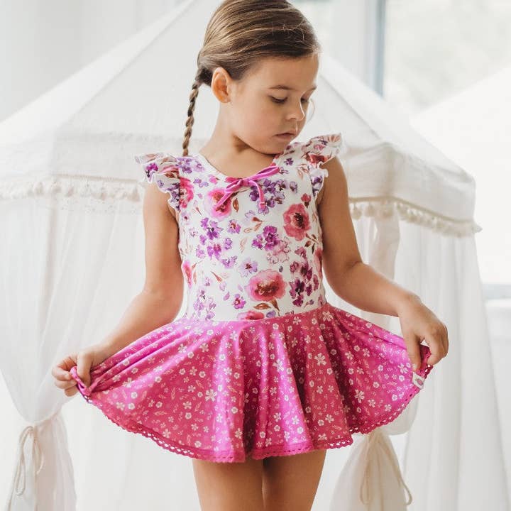 Justaucorps Farrah « Irresistible Iris » de Cheeky Plum pour la vente par Cheeky Plum