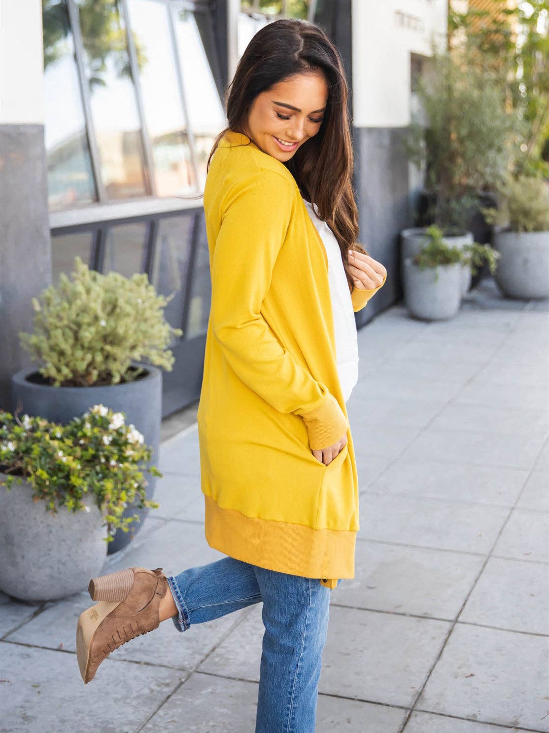 Tickled Teal - Vendita all'ingrosso Cardigan - Donna - Cardigan Cleo Snap in tinta unita7