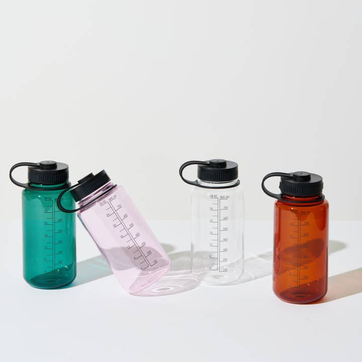 House of Nunu – wholesale Water bottle – SWEATY DRINK BOTTLE IN TEAL